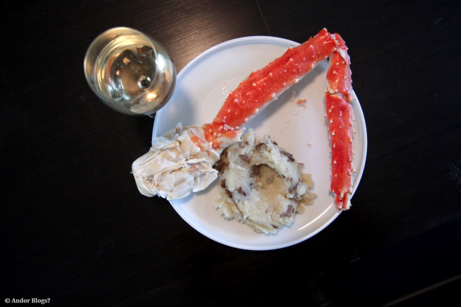 A Crab Dinner for Burd (4)